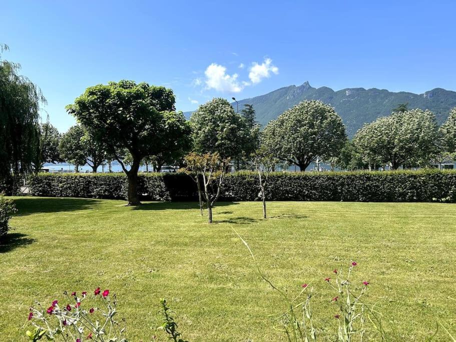 Bord Du / Terrasse Apartment *